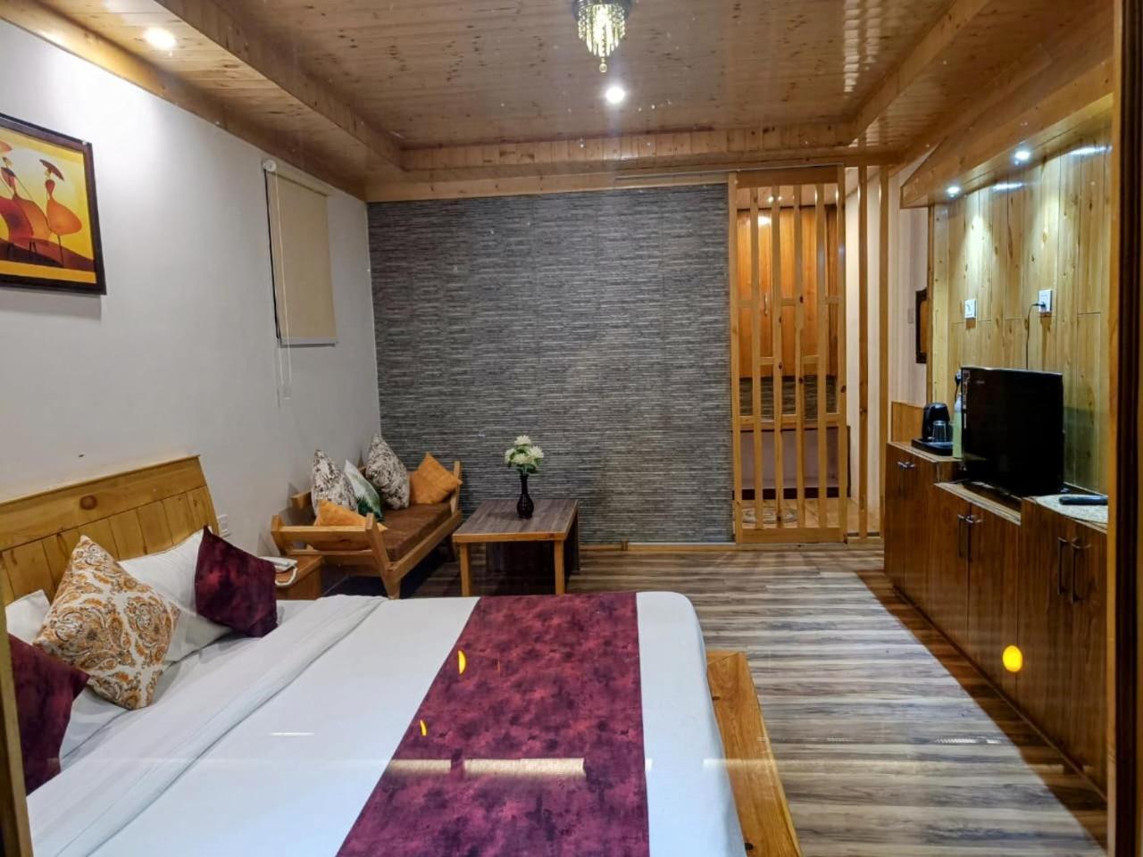 Trimounts-A Boutique Hotel & Wellnes Center In Tirthan Valley Banjār 외부 사진
