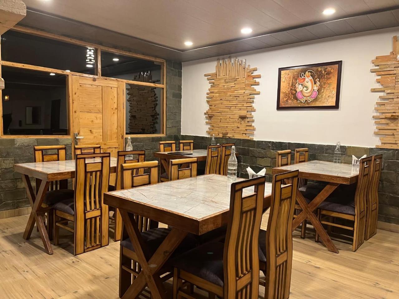 Trimounts-A Boutique Hotel & Wellnes Center In Tirthan Valley Banjār 외부 사진